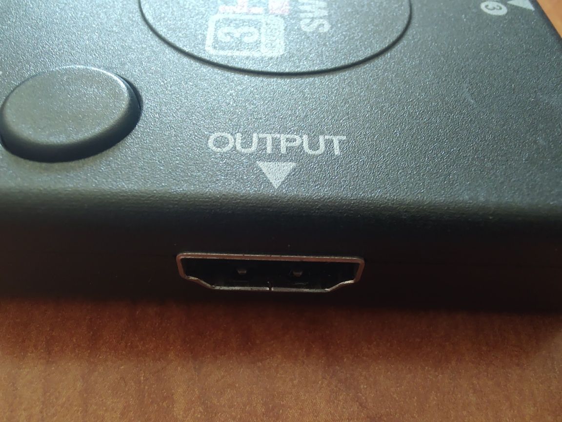 HDMI splitter (3 entradas e 1 saída)