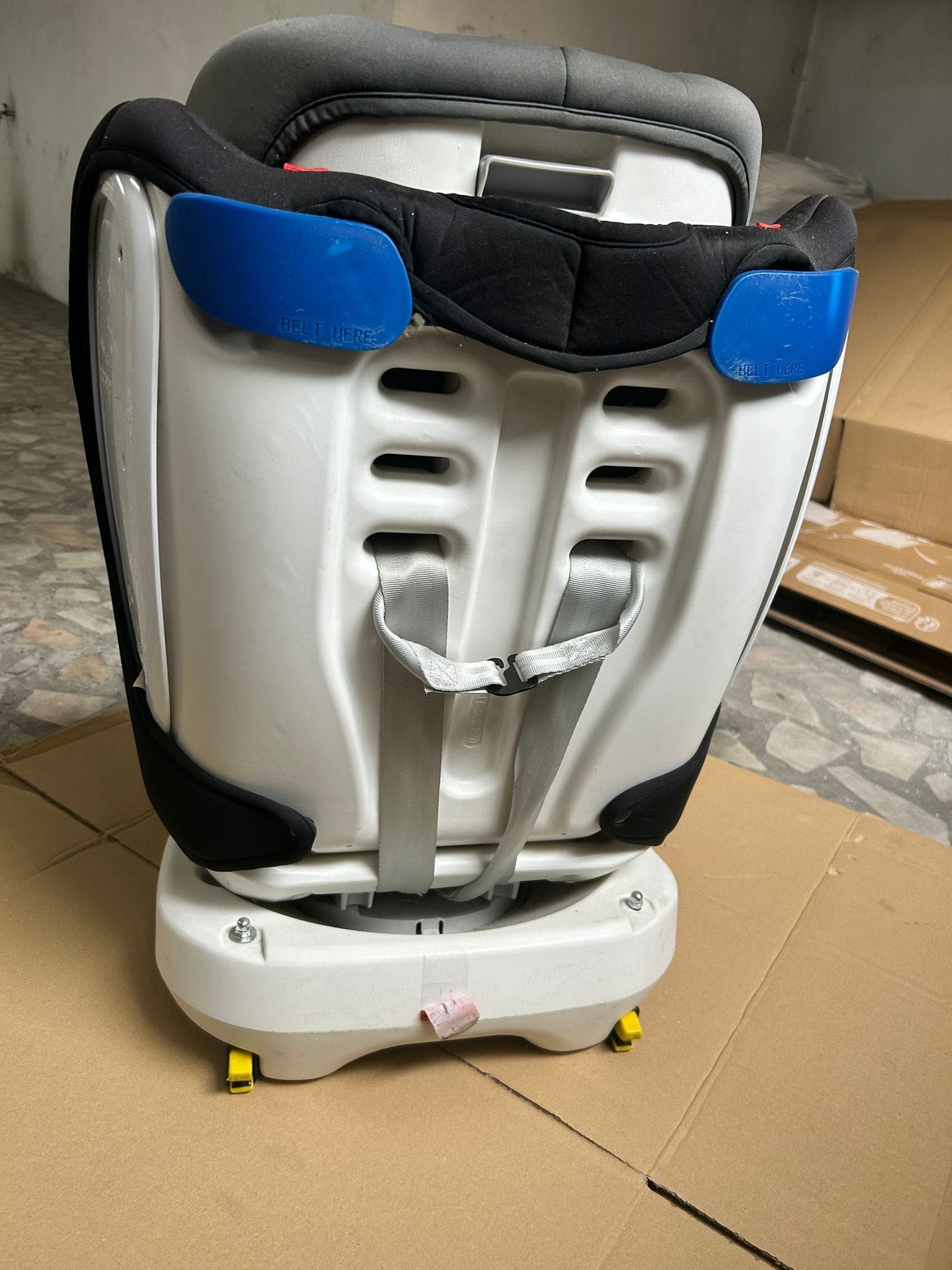 Cadeira de bebé auto