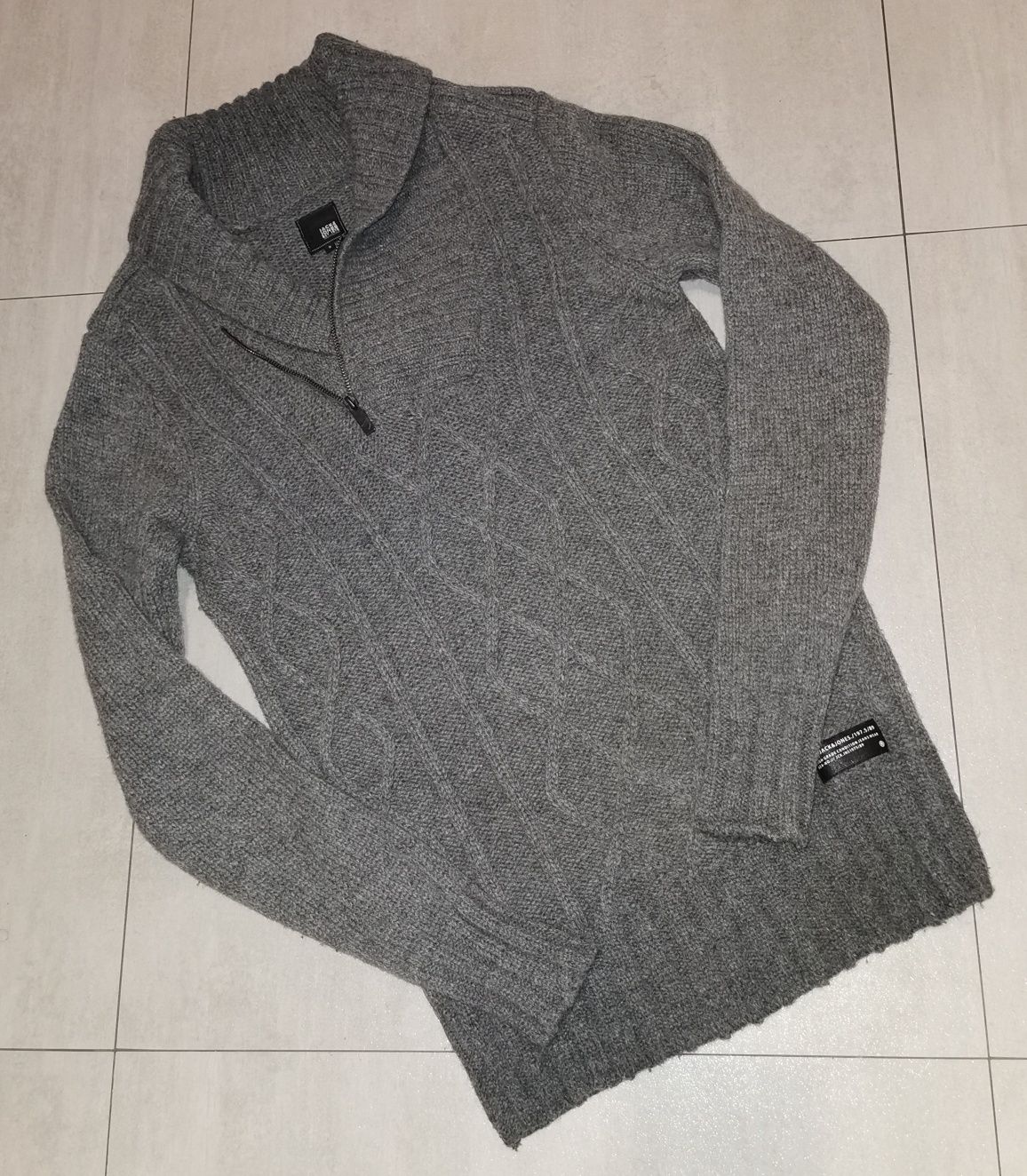 Jack&Jones r. S solidny ciepły sweter 80% lambswool