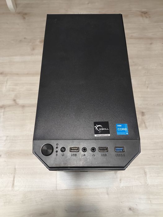 Obudowa marki krux mini ATX
