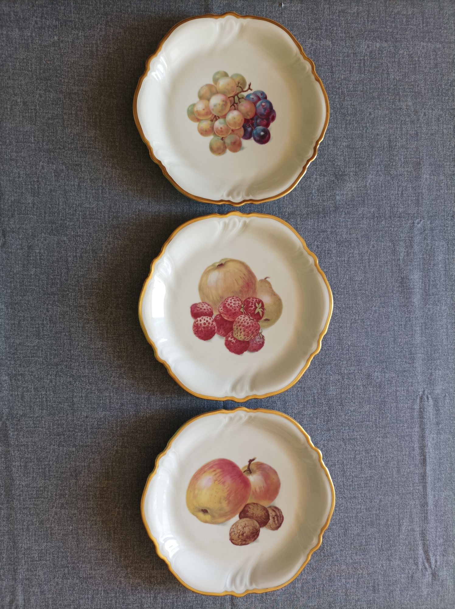 Porcelana Rosenthal przepjękny talerz w soczyste owoce NR. 2