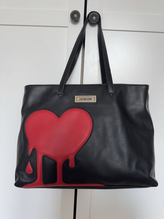 LOVE Moschino Torebka z serduszkiem śliczna A4