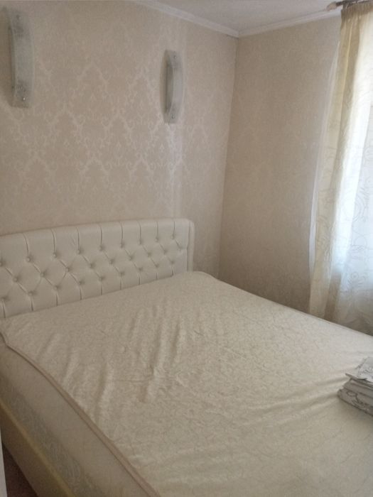 Сдам 2к Дом посуточно ,свой двор, 16 фонтана Золотой берег