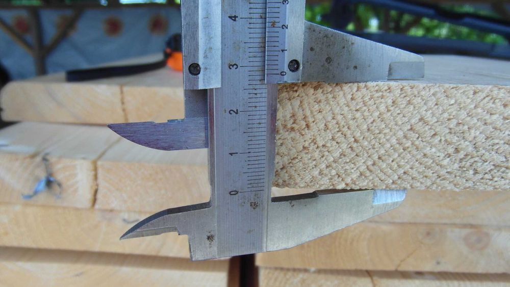 Tarcica sucha deska heblowana 17mmx28mm 4,20 cm.długa