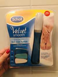 Scholl Velvet Smooth elektroniczny system do pielęgonacji paznokci