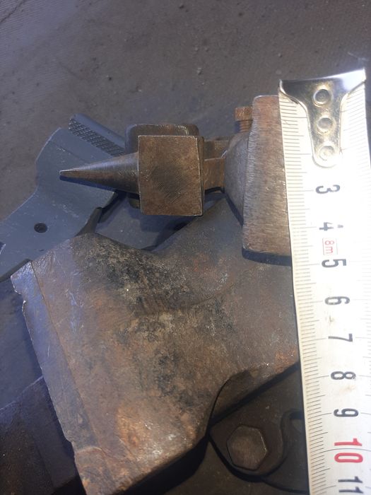 Слесарные тиски (ссср)