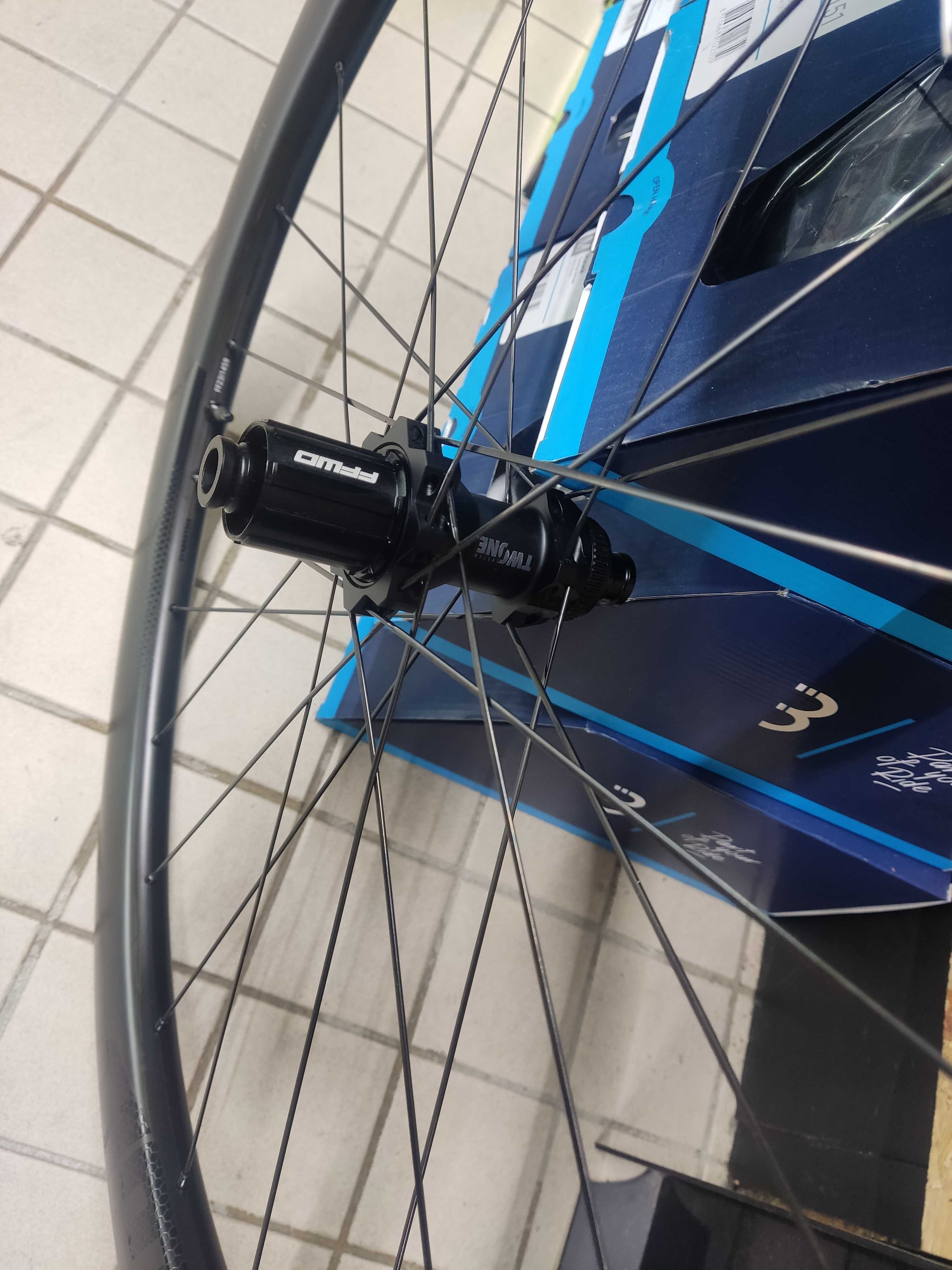 Par de rodas ffwd ryott NOVAS