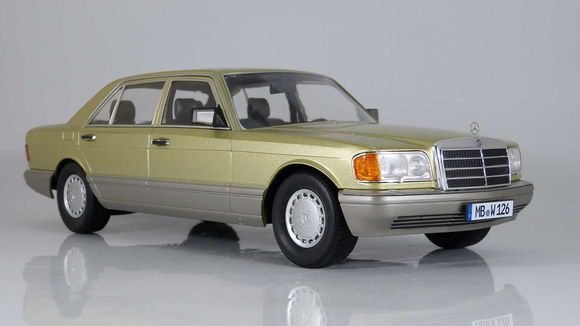 Model 1:18 iScale Mercedes-Benz 560 SEL S-class (W126) 1985 green/grey