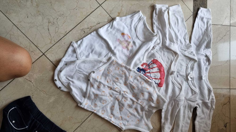 Roupa bebé 18- 24 meses menina