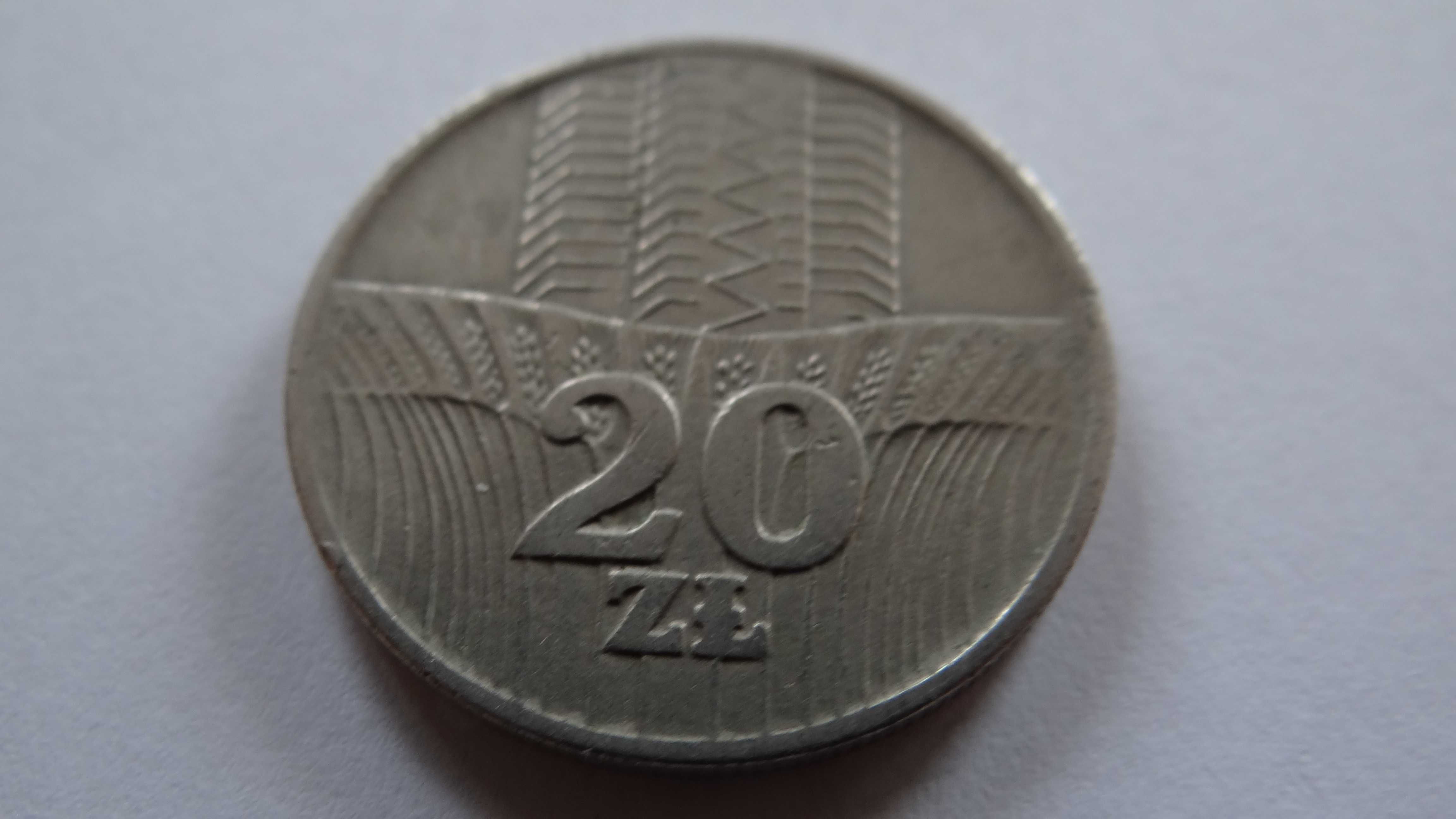 Moneta 20zł z 1973 roku wieżowiec i kłosy