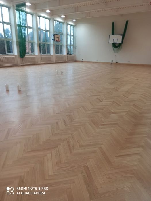 Cyklinowanie bezpyłowe podłóg i schodów, renowacja parkietu