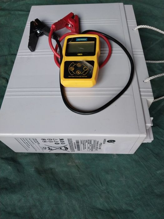 Гелевый AGM   65 -100 %12 в 2023 год солнечных панелей  HUAWEY  Ганкон