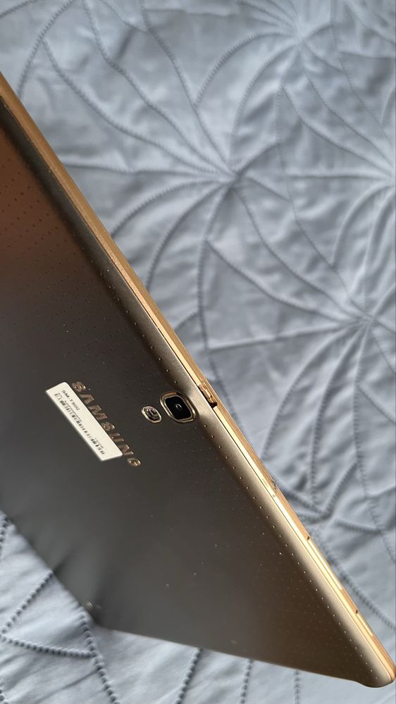 Smasung tab s SM T800 tablet