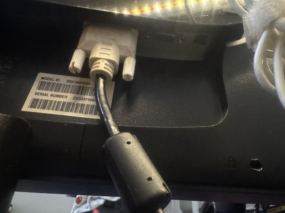 Monitor Philips 220CW SPRAWNY 100%