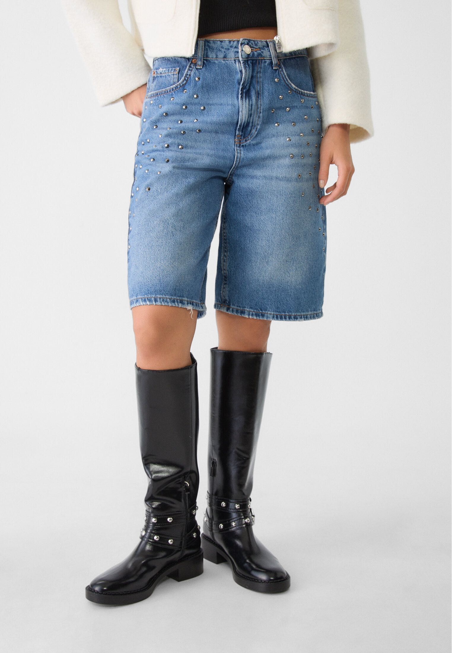 Calções Bermuda Stradivarius Com Tachas