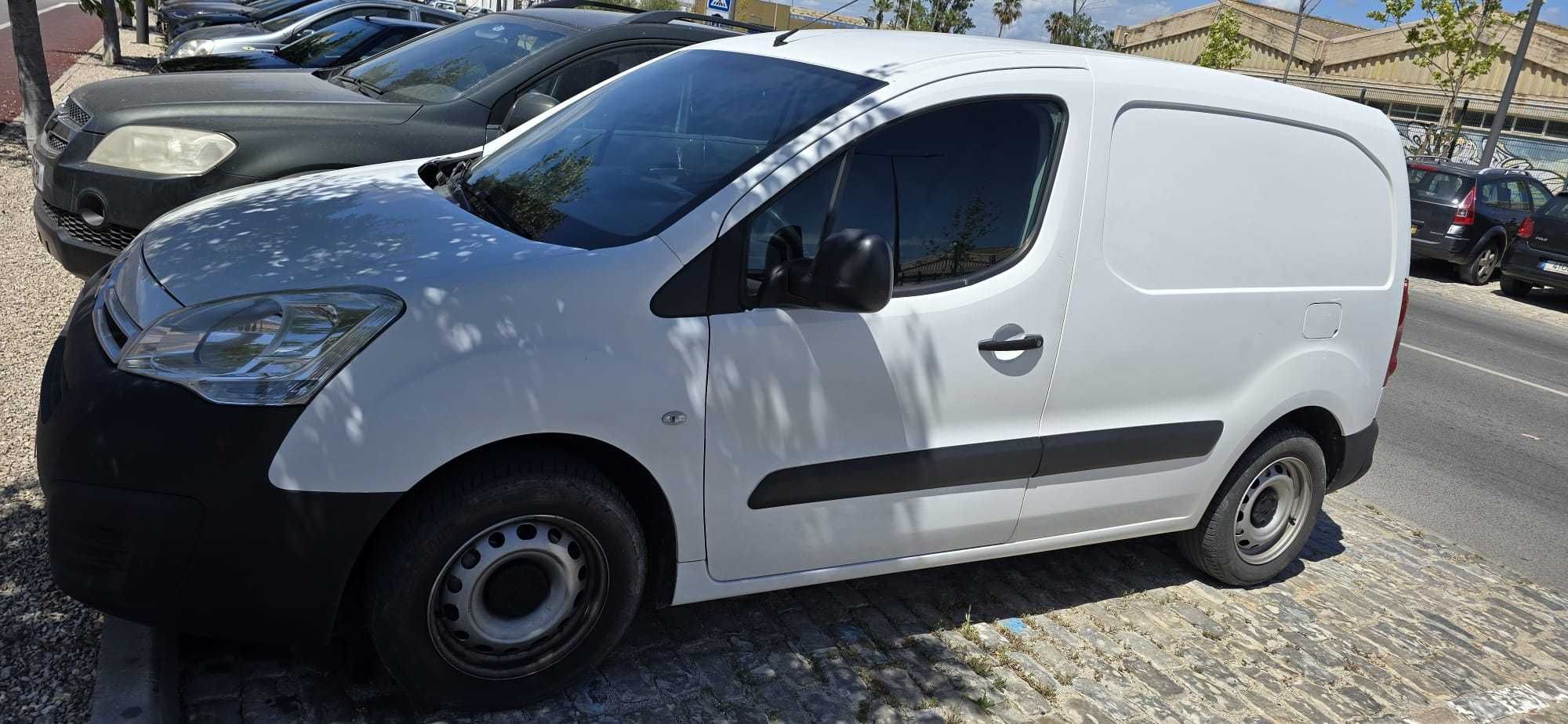 Carrinha com poucos km em otimas condições