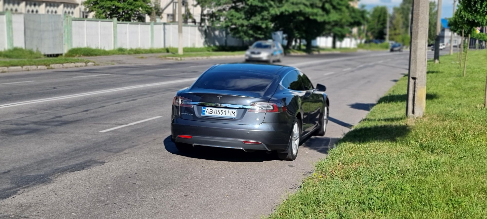 Tesla model S 85. CCS.