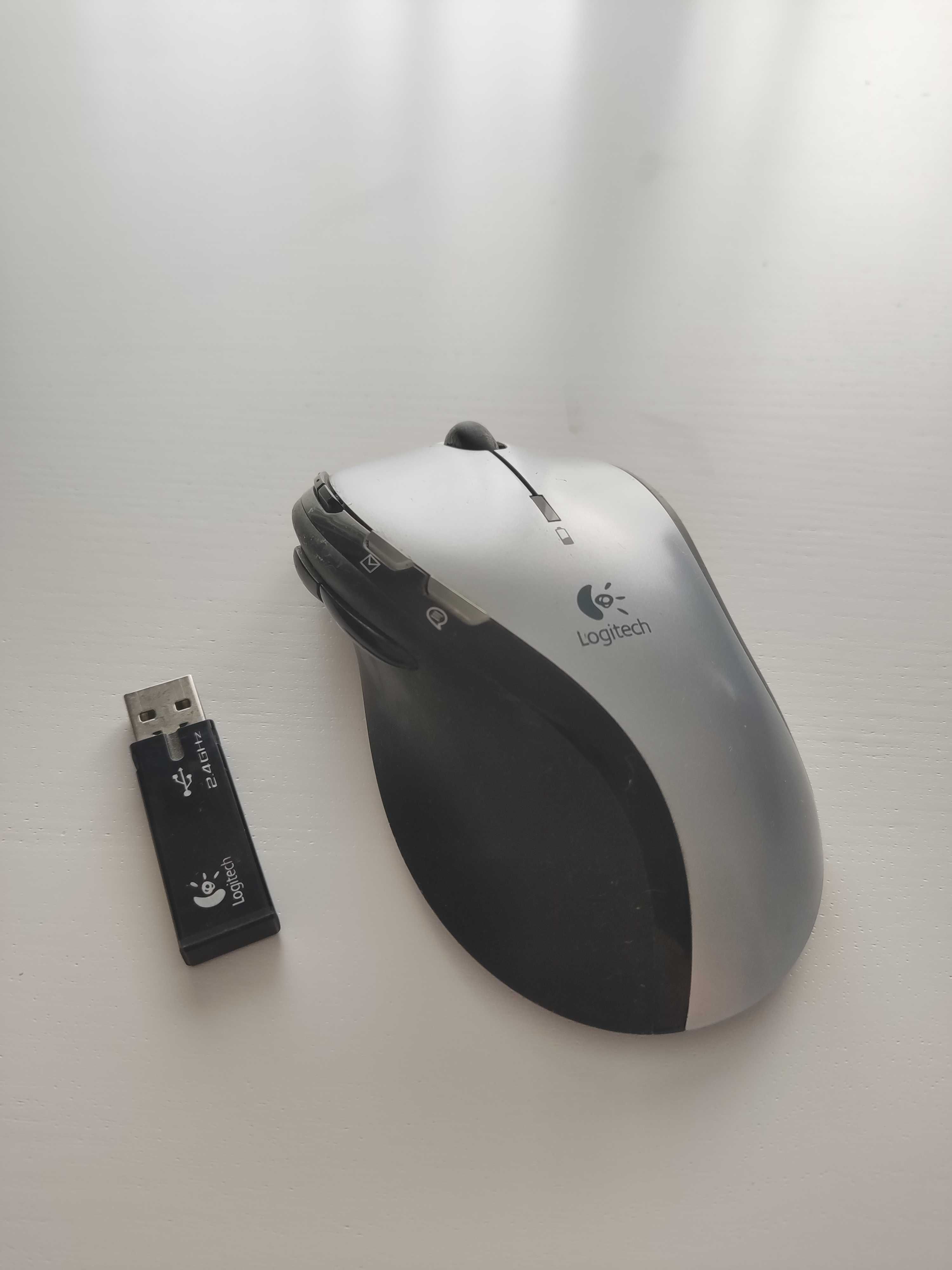 Rato ergonómico Logitech