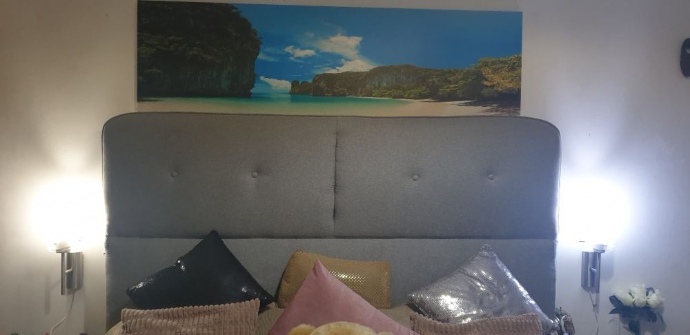 Quadro tela está nova 150x50 é da conforama