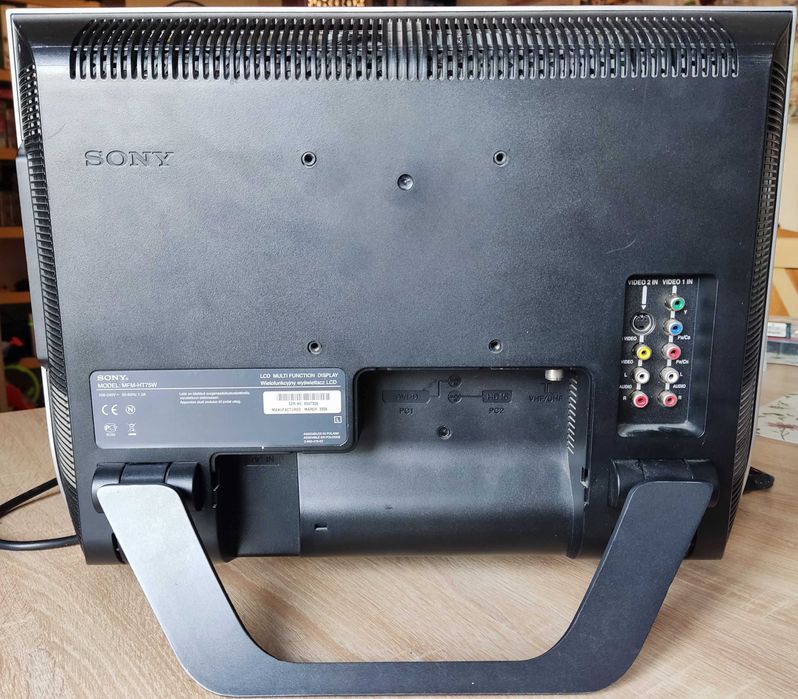 SONY MFM-HT75W 17" LCD – TV/monitor HD-Ready z pilotem,wejścia analog