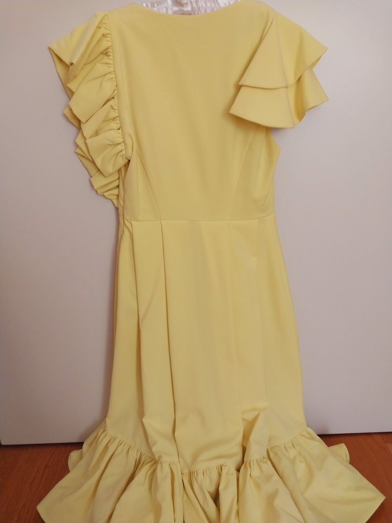 Vestido amarelo Baguy