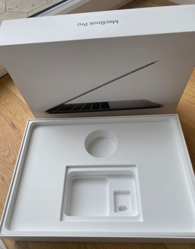 Pudełko MacPro oryginalne opakowania Apple