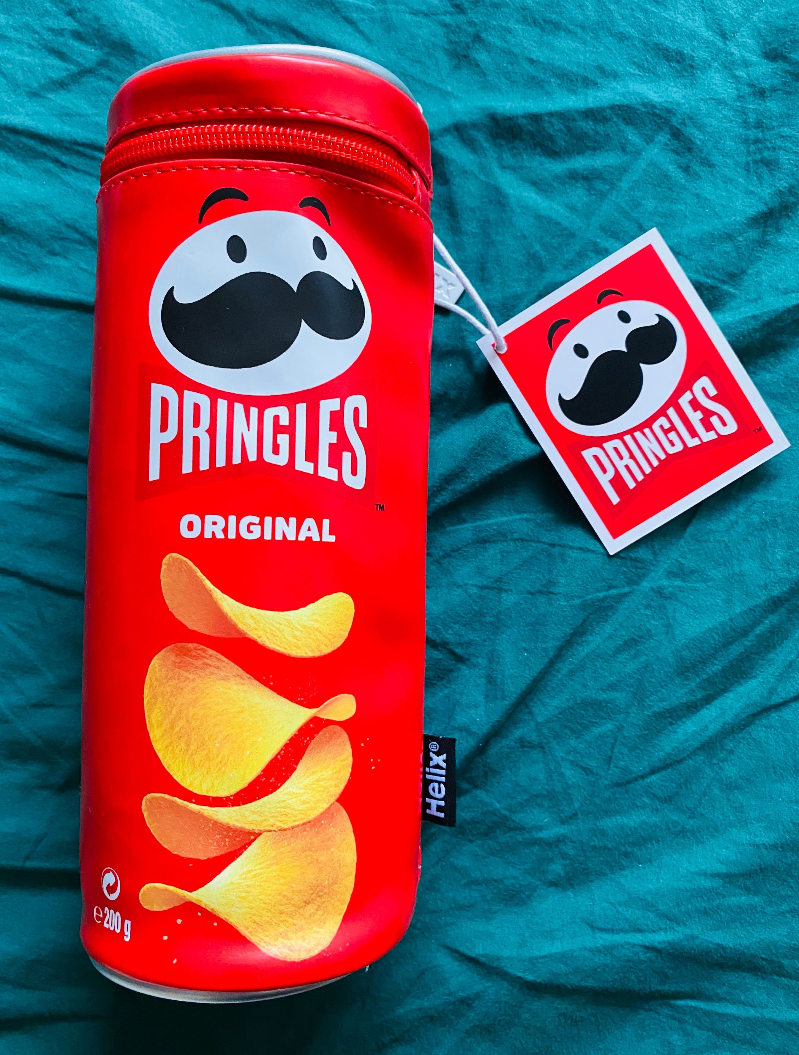 Piórnik Pringles Czerwony na licencji