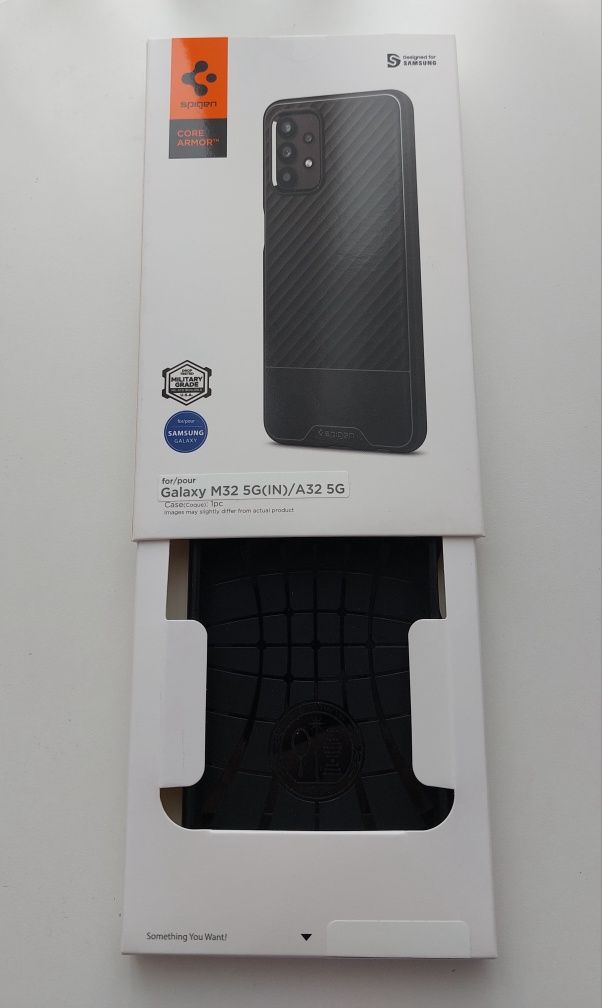 Plecki Spigen dla Samsung Galaxy A32 5G / M32 5G
