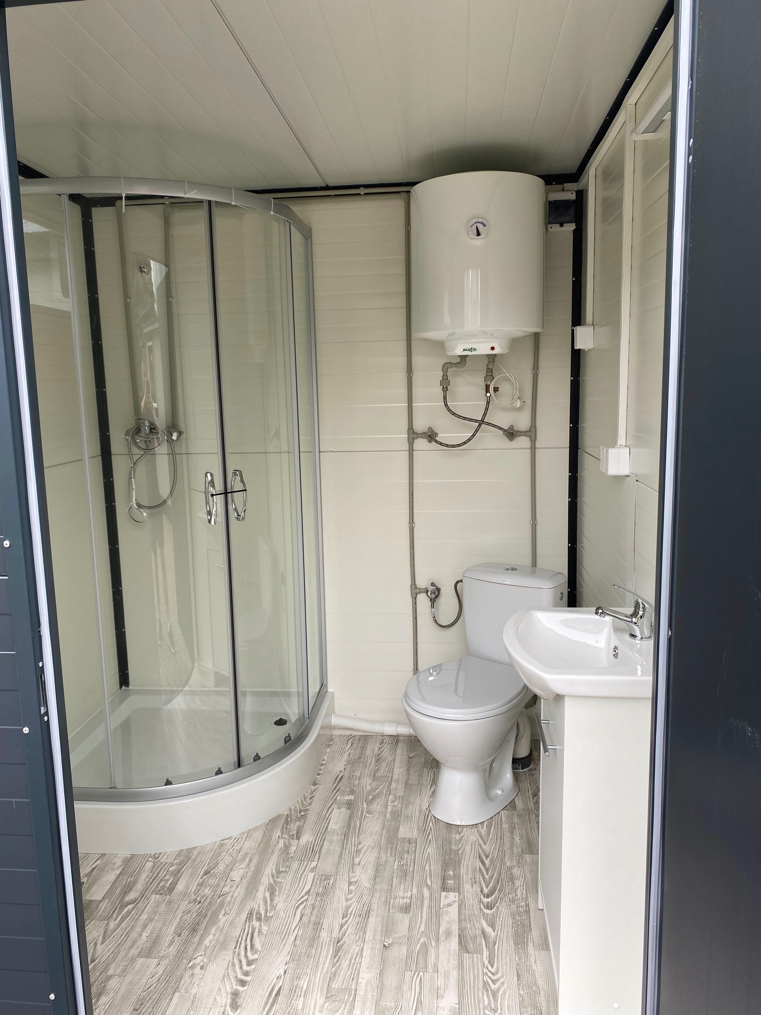 KONTENER sanitarny 2×2 m – WC, prysznic OD RĘKI !! PROMOCJA