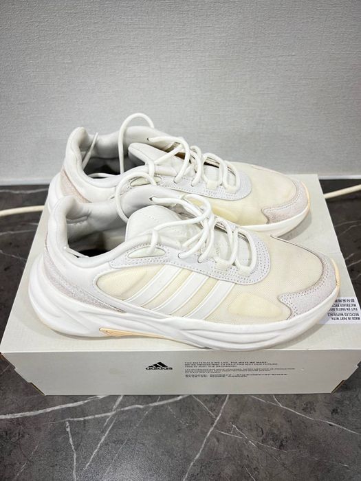 Женские кроссовки Adidas Ozelle