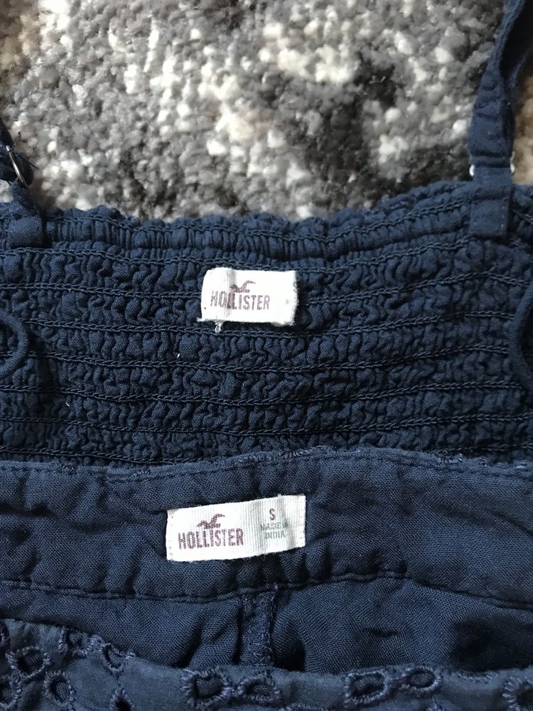кроп-топ та спідниця  бренду Hollister