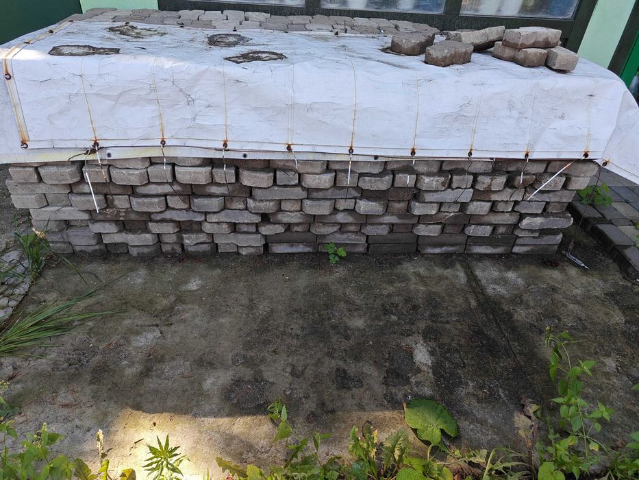 Kostka brukowa z rozbiórki / demontażu, ponad 1000 sztuk