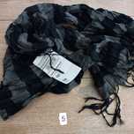 Czarno szary szalik quickside