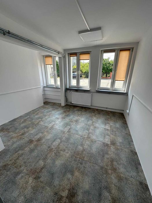 Wynajmę plac, lokale biurowe/usługowe/magazynowe/handlowe/g. lekarskie