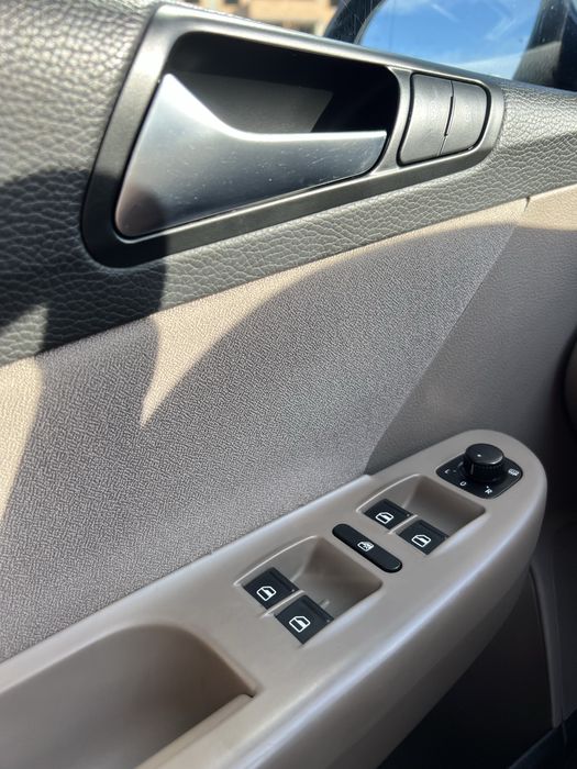 Volkswagen Passat B6 2010 рік