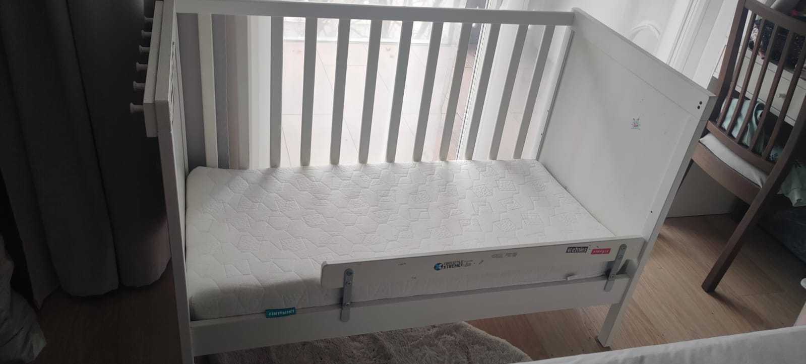 Łóżeczko IKEA Sundvik z materacem 120x60