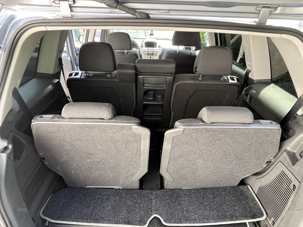 Zafira 1.9 cdti 120km Lift 7-osób