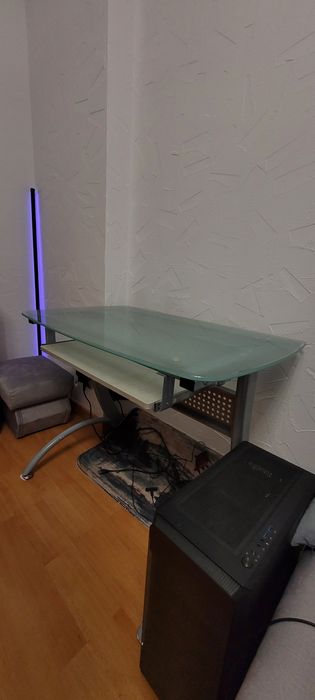 szklane biurko ELEGANCKIE
