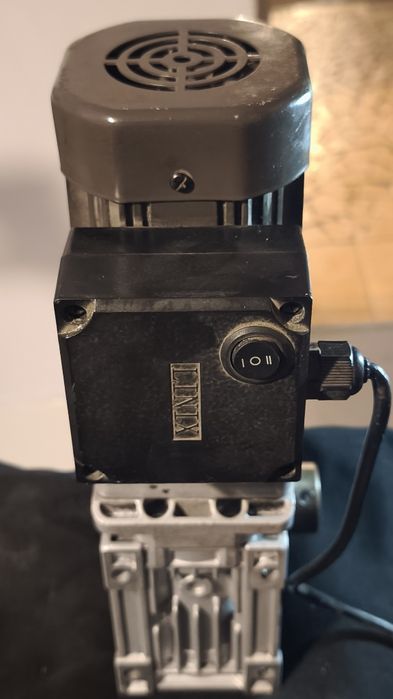 Silnik do pieca Linix YN90-40