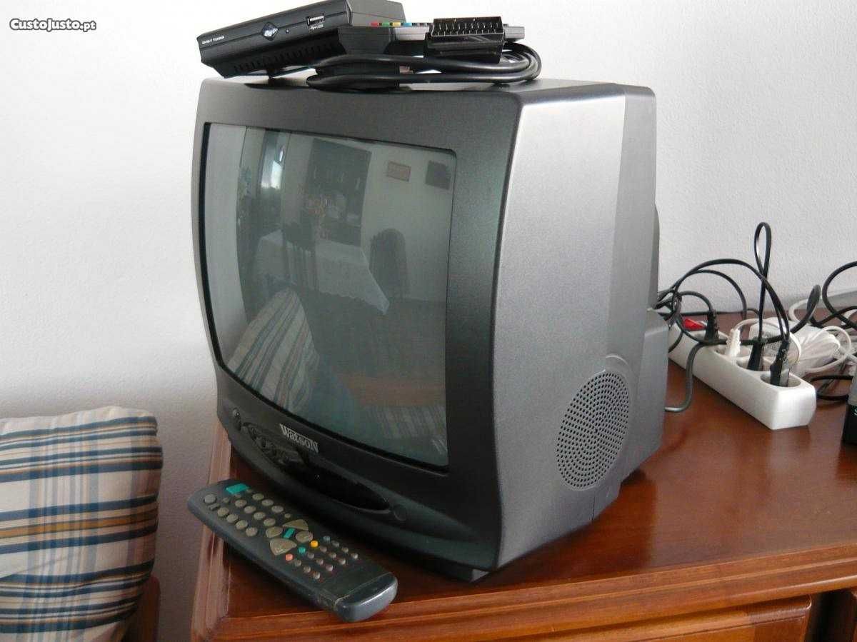 Televisor Watson 36 cm + TDT - A funcionar - Pouco uso