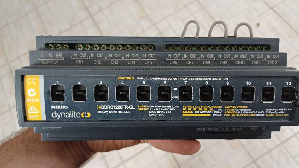 Philips Dynalite DDRC1220FR-GL Controlador de relés para iluminação