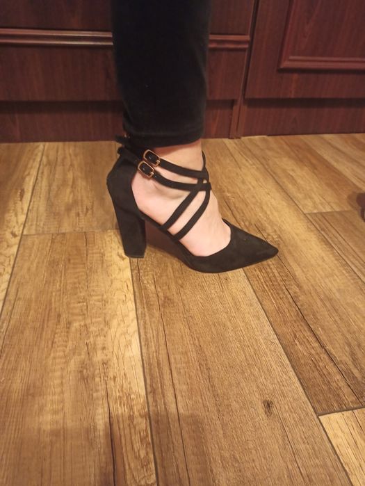 Czułenka na słupku