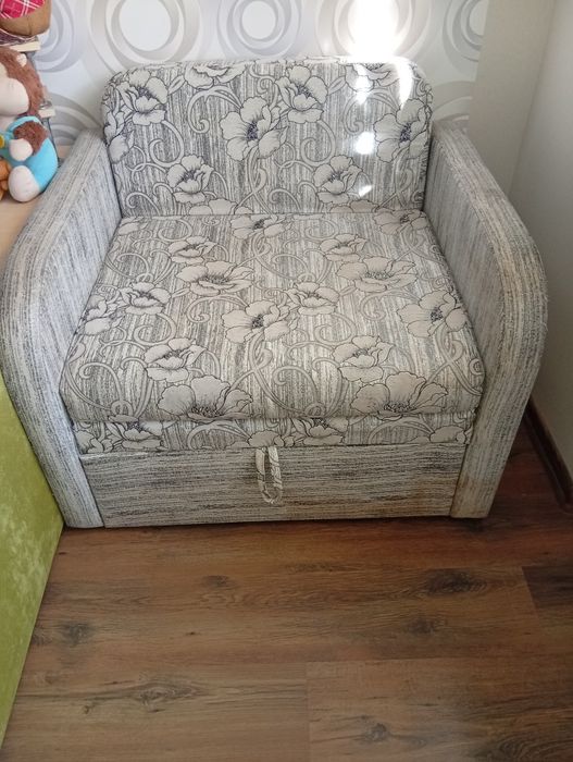 Продам диван -малютка