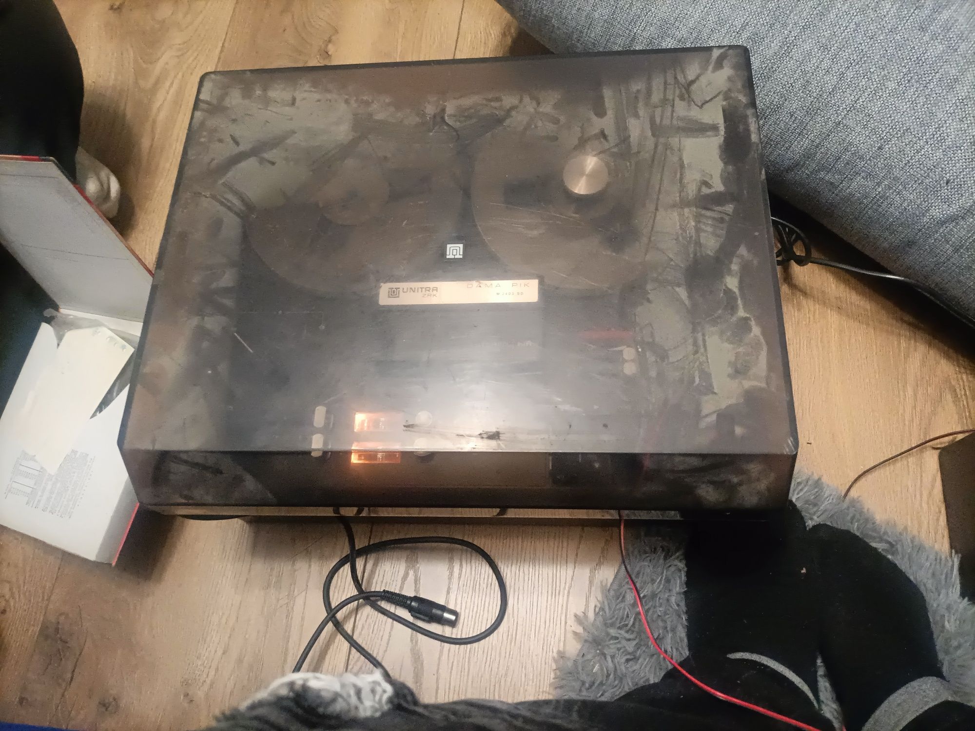 Dama pik magnetofon UNITRA plus tasmy