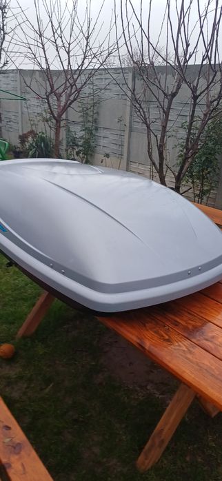 Box dachowy ,samochodowy