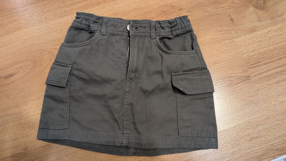 Spódniczka typu cargo r.134 H&M