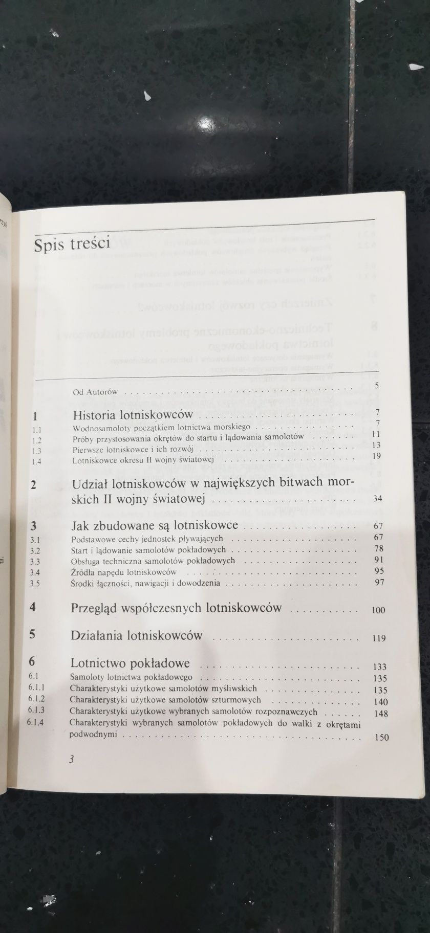 Lotniska na morzach i oceanach świata 
W.Cheda, M.Malski