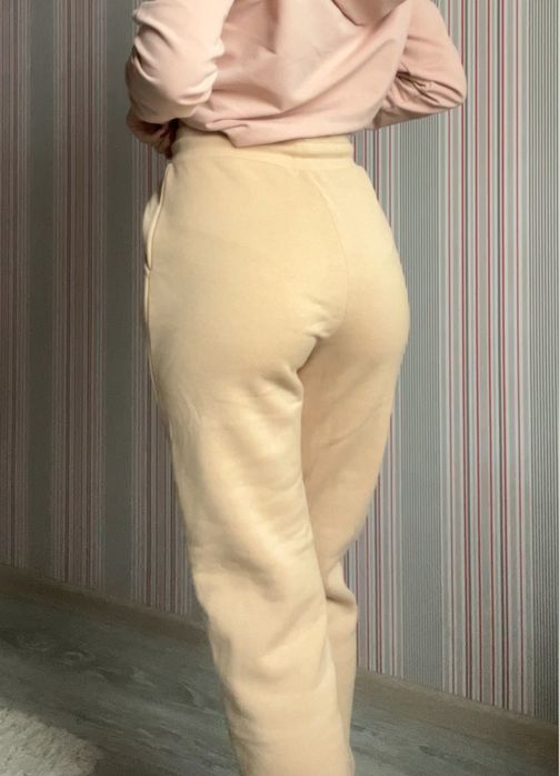 Нові спортивні штани на флісі