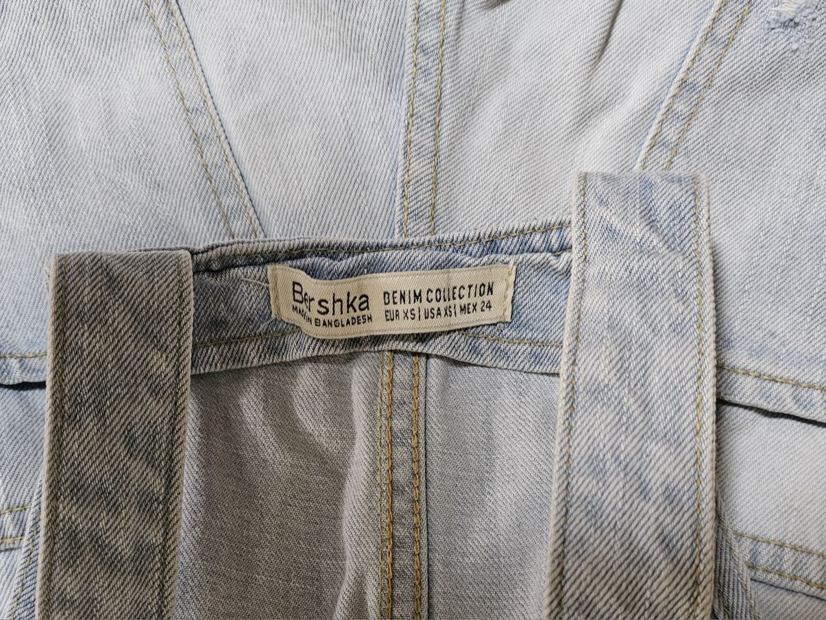 Жіночий комбінезон-шорти Bershka