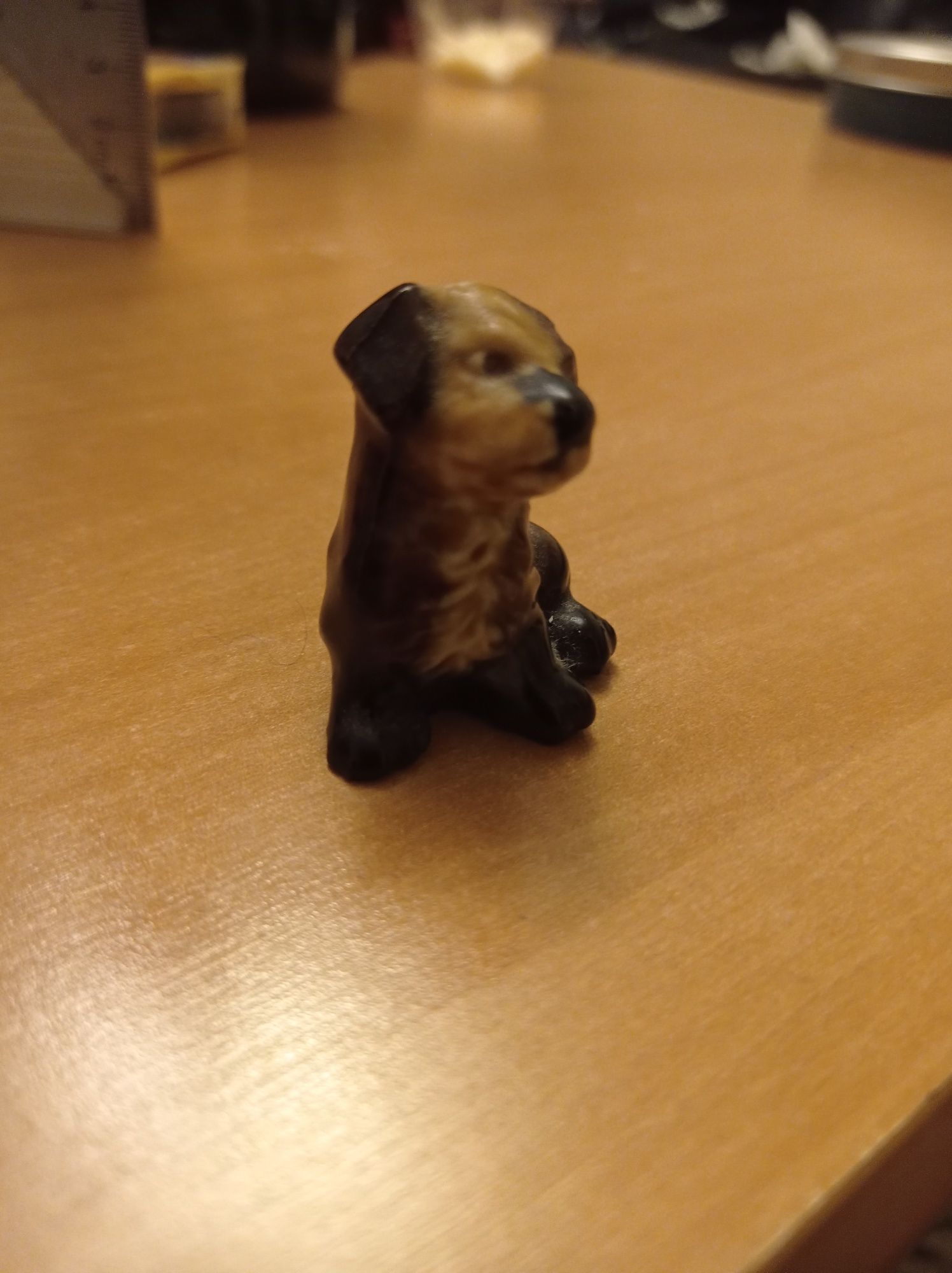 Porcelanowy piesek miniatura spaniel szczeniak